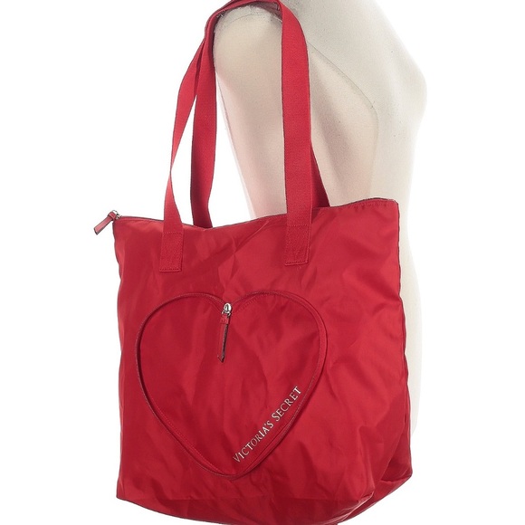NWT VICTORIAS SECRET Valentine Red Heart Packable Tote Shoulder Bag - Picture 3 of 4